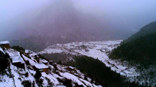 梅里雪山雨崩村