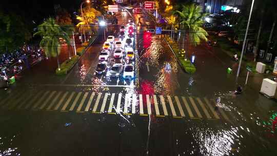 城市内涝洪水水灾 纪实拍摄路面积水