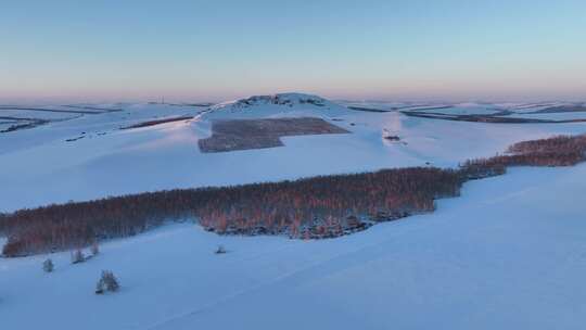 航拍呼伦贝尔冬季风光海拉尔河湿地雪景