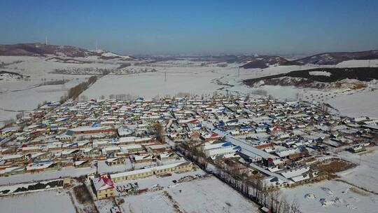 航拍雪后乡村