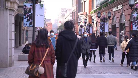 4K汉街人流步行街购物逛街人群慢镜头
