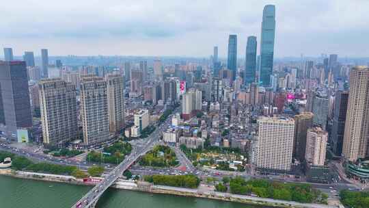湖南长沙湘江江景高楼大厦车流交通航拍摩天视频素材模板下载
