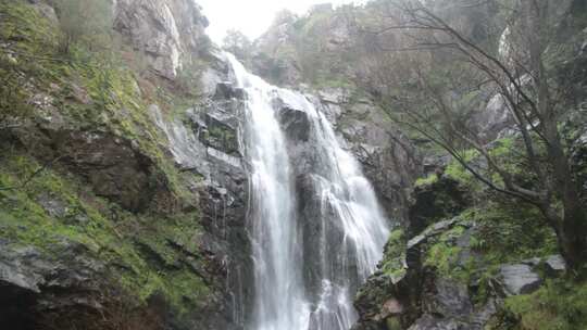 瀑布 岩石 溪流 流水视频素材模板下载