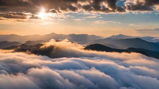 山峦云海日出景观