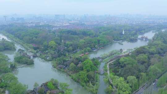 航拍烟雨江南扬州瘦西湖风景区