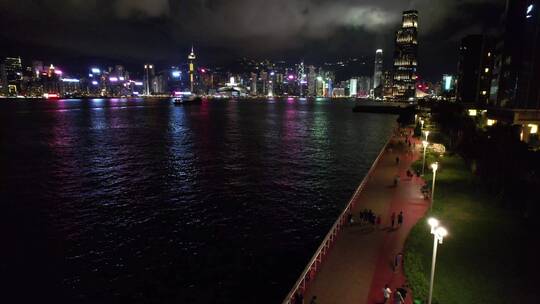 香港维多利亚港海岸繁华城市夜景运动