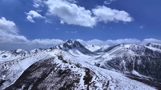 4K达里加雪山