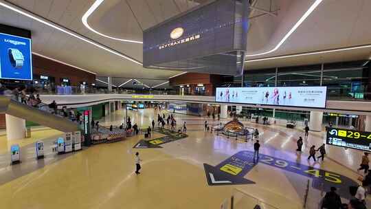 四川成都天府国际机场航站楼出发大厅旅客视频素材模板下载