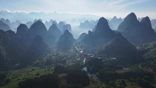 桂林漓江山水风光航拍阳朔日出云海壮丽风景