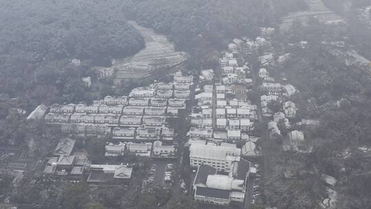 杭州灵隐雪下雪航拍