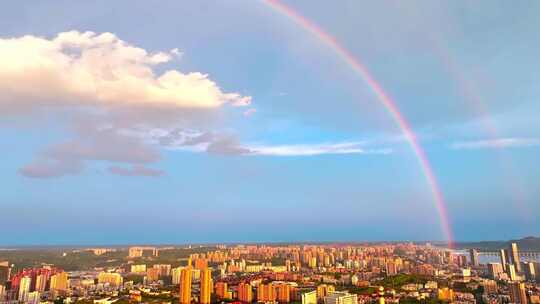 航拍城市雨后彩虹