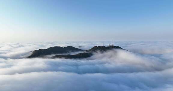 信宜钱排风车山云海日出航拍，日出云海