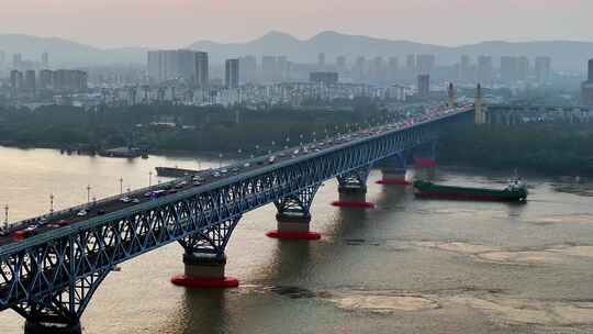 航拍南京地标南京长江大桥落日风光