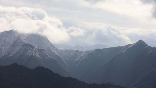 川西泸定牛背山