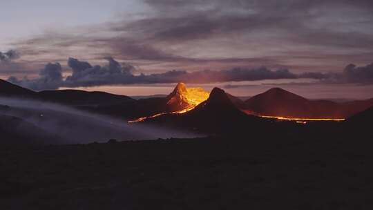 火山，火山喷发，熔岩，岩浆