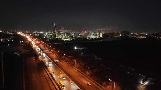 夜晚城市车流