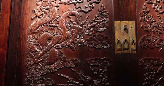 古代家具 清代紫檀木雕云龙纹大方角柜