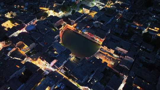 航拍安徽5A级旅游景区宏村月沼夜景视频素材模板下载