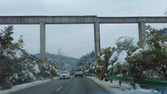 冬天车窗外冬天雪景实拍