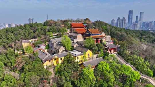 航拍春天云龙湖风景区兴化禅寺,徐州寺庙