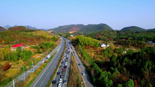 4k航拍高速公路车流量大堵车