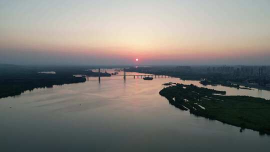 湖北襄阳长江日落晚霞夕阳西下航拍