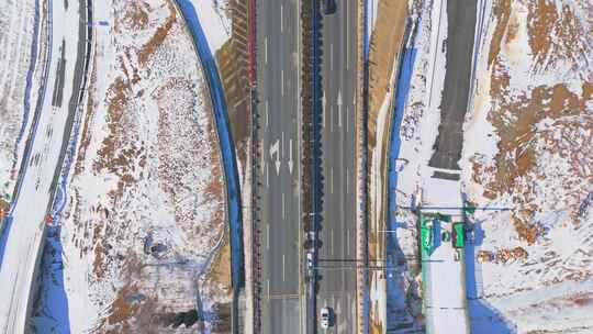 航拍冬季雪后城市立交桥城市风景视频素材