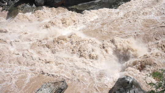 云南虎跳峡汹涌江河湖海高清视频