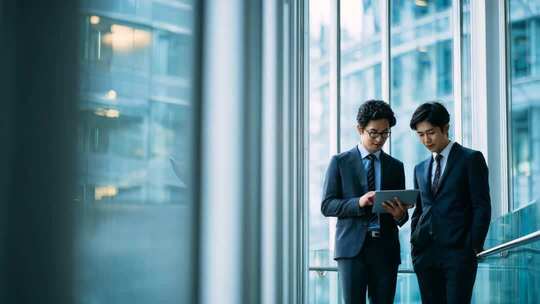 商务合作商务人士商务签约商务握手商务办公