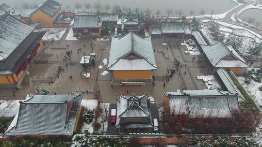 航拍胶州雪后少海南湖公园