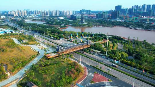 广西南宁五象湖风雨桥视频素材模板下载