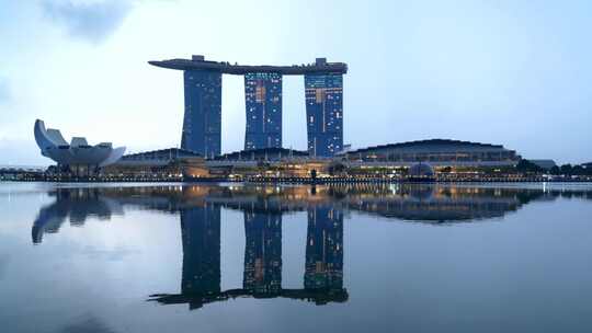 新加坡帆船酒店降雨瞬间延时摄影
