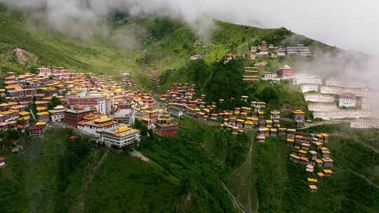 317国道白玉县 噶陀寺 小布达拉宫航拍
