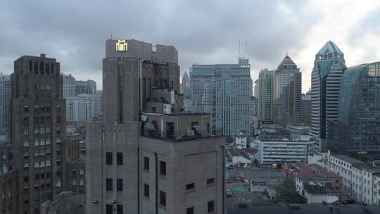 夕阳下的上海建筑群视频素材模板下载