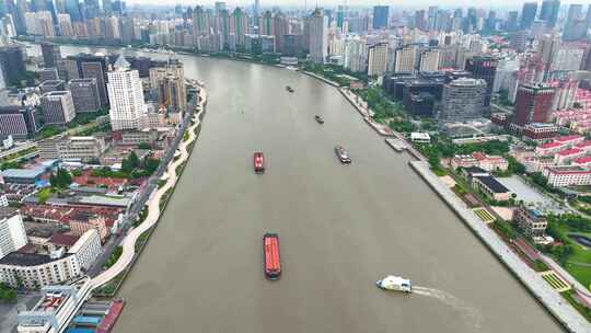 上海市黄浦区高楼大厦黄浦江南浦大桥桥梁车