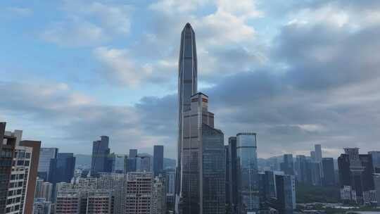 中国平安大厦logo蓝天