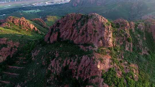 航拍山顶山峰