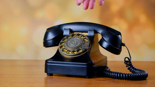 老式古董电话机