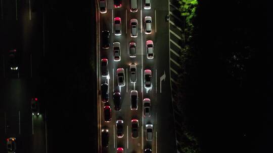 夜晚拥堵的城市道路航拍视频素材模板下载