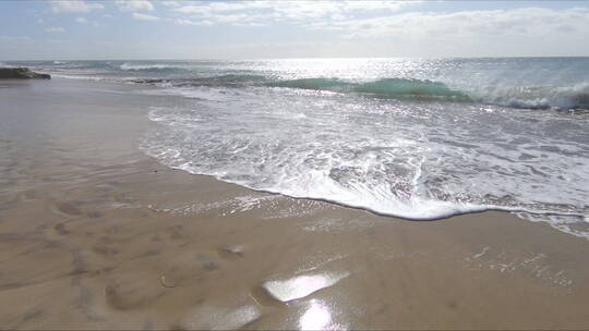 海滩沙子海浪