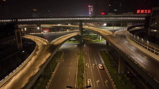 疫情下洛阳城市交通夜景