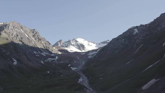 新疆风光高山草原雪山航拍实拍4K素材视频素材模板下载