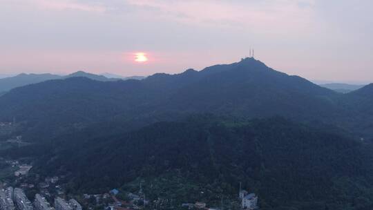 航拍大自然山川日落晚霞夕阳西下