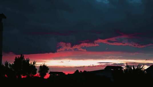 暴雨后的夕阳