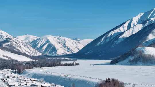 新疆冬季旅游