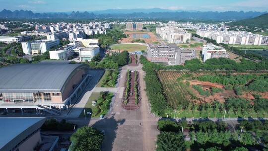 航拍雁山的大学院校和高校视频素材模板下载