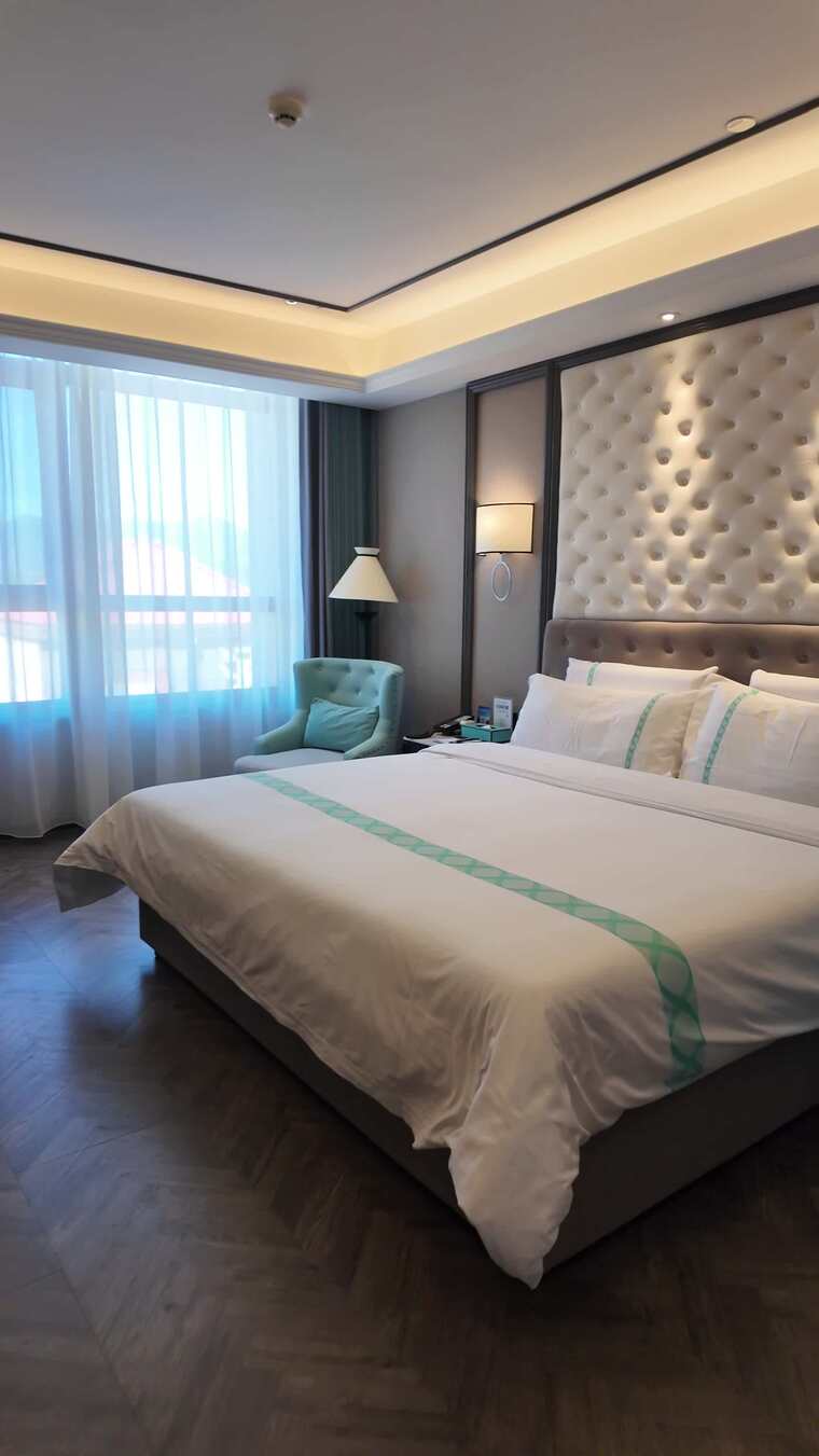 现代风格酒店卧室室内场景