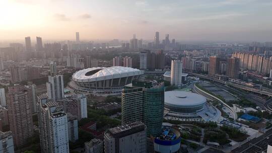 上海体育场清晨航拍视频素材模板下载