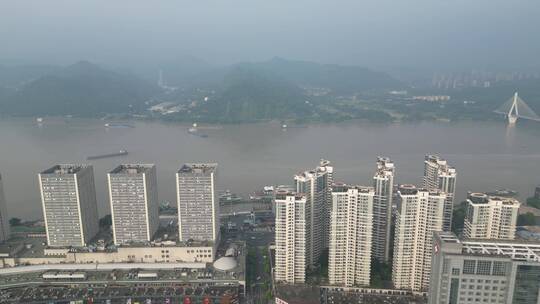 航拍宜昌长江边高楼建筑