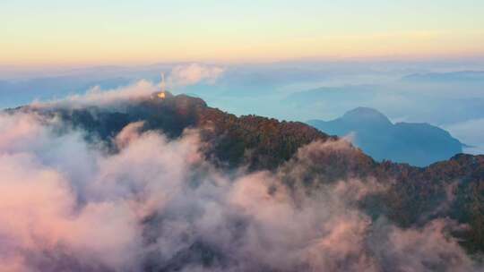 航拍唯美高山日出云海